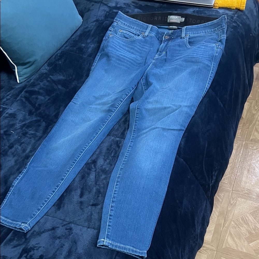 Torrid Women's Classic Blue Skinny Jeans